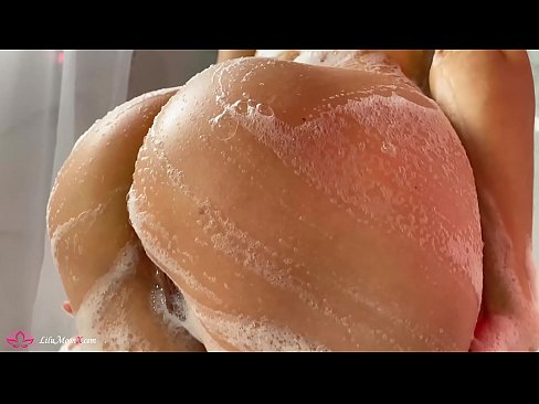 ❤️ Morena Masturba-se com Vibrador para Orgasmo Intenso no Duche ❤❌ Sexo vídeo em nós ☑